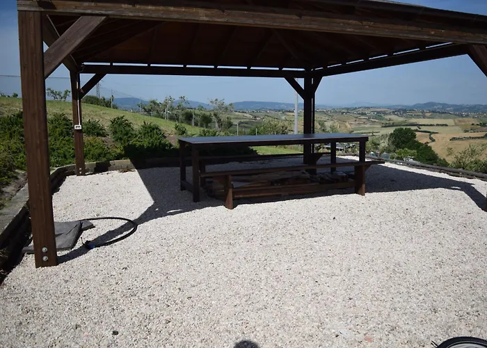 Casa In Collina 公寓